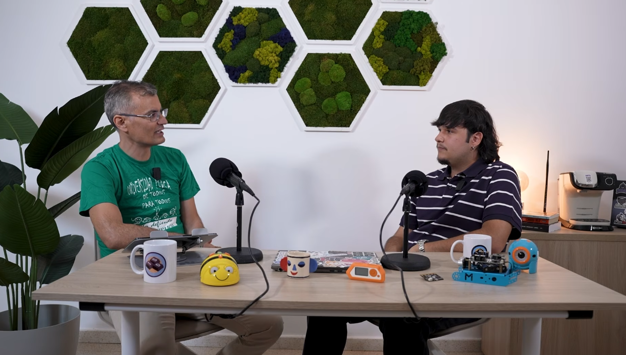 Podcast Adrián Flores David Benavides